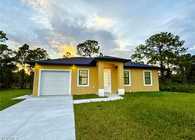 Property at 1717 Williams Ave, Lehigh Acres, FL 33972, 3 beds, 3 baths