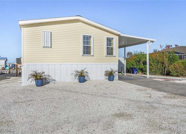Property at 3171 York Rd, St. James City, FL 33956, 2 beds, 2 baths