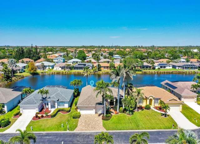 Property at 8916 Wellington Lakes Ct, Fort Myers, FL 33908, 3 beds, 2 baths