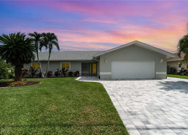 Property at 924 SE 24th St, Cape Coral, FL 33990, 3 beds, 2 baths