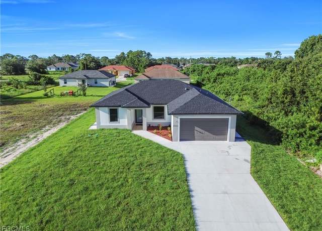 Property at 3723 6th St SW, Lehigh Acres, FL 33976, 3 beds, 2 baths