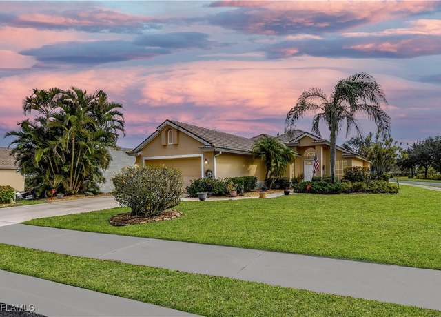 Property at 2012 Oxford Ridge Cir, Lehigh Acres, FL 33973, 3 beds, 2 baths