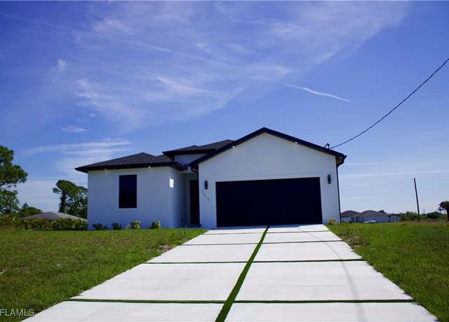 Property at 7016 Tide Cir, Labelle, FL 33935, 4 beds, 3 baths