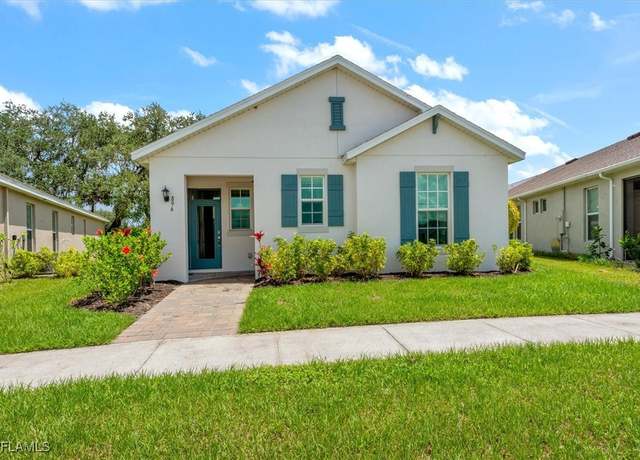 Property at 896 Friendship Cir, Labelle, FL 33935, 3 beds, 2 baths