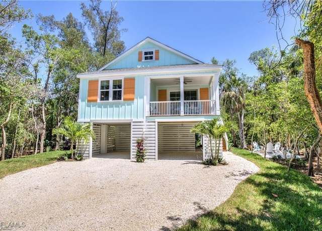 Property at 1550 Centre St, Sanibel, FL 33957, 3 beds, 2 baths