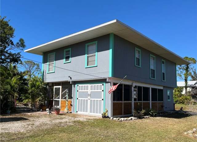 Property at 8595 Redwood Dr, St. James City, FL 33956, 3 beds, 1 bath