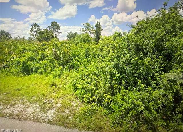 Property at 2802 65th St W, Lehigh Acres, FL 33971