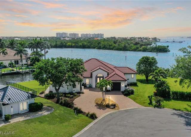 Property at 866 Cal Cove Dr, Fort Myers, FL 33919, 4 beds, 3.5 baths