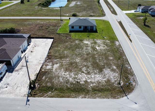 Property at 3940 NW 40th Ln, Cape Coral, FL 33993