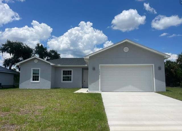 Property at 1042 N Bronze Ct, Labelle, FL 33935, 3 beds, 2 baths