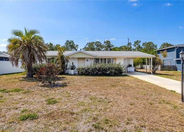 Property at 1216 Dunndale St, Lehigh Acres, FL 33936, 2 beds, 1.5 baths