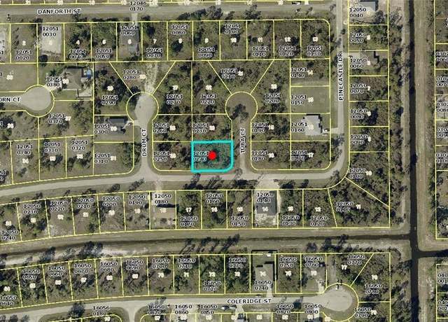 Property at 820 Tuba Ct, Lehigh Acres, FL 33974