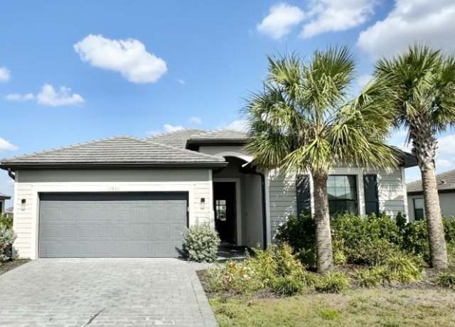 Property at 13846 Pine Lodge Ln, Fort Myers, FL 33913, 4 beds, 3 baths