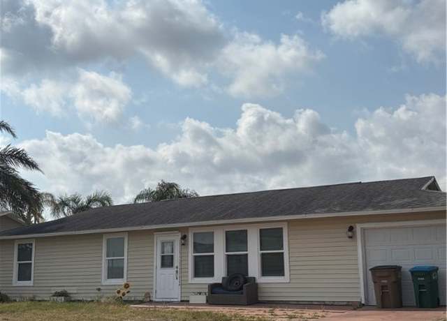 Property at 1614 NE 12th St, Cape Coral, FL 33909, 4 beds, 2 baths