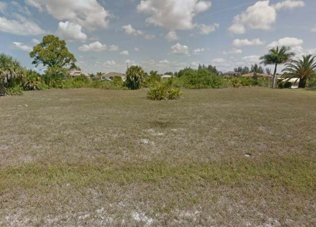 Property at 3305 NW 17th Ln, Cape Coral, FL 33993