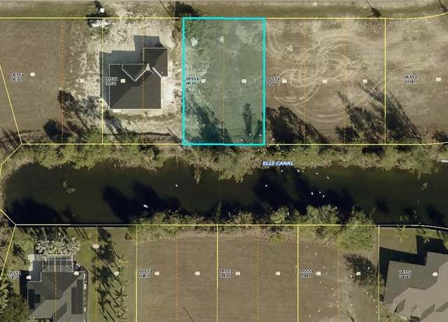 Property at 816 NE 34th Ln, Cape Coral, FL 33909