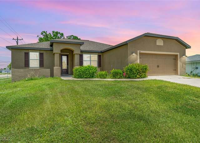 Property at 101 SE 44th Ter, Cape Coral, FL 33904, 4 beds, 2 baths