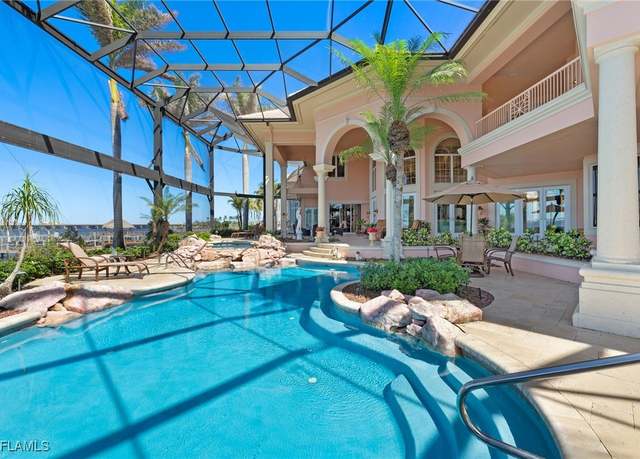 Property at 12788 Yacht Club Cir, Fort Myers, FL 33919, 5 beds, 5 baths