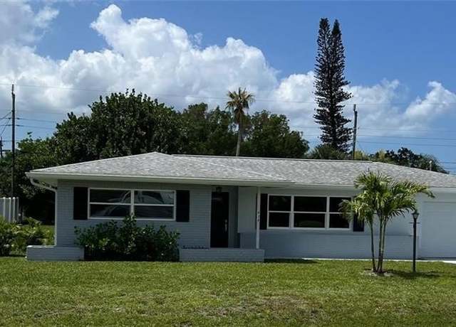 Property at 434 El Dorado Pkwy E, Cape Coral, FL 33904, 2 beds, 1 bath