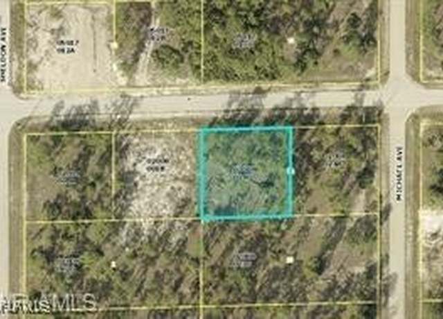 Property at 1904 E 13th St, Lehigh Acres, FL 33972