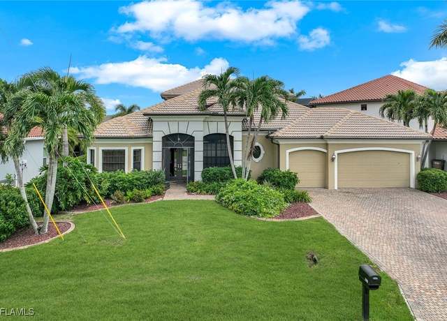 Property at 5427 SW 22nd Ave, Cape Coral, FL 33914, 3 beds, 4 baths
