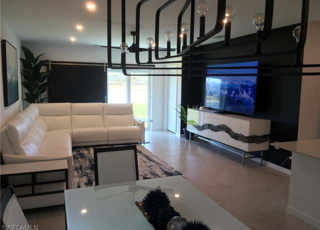 Property at 12134 Monterey Pine Ln, Fort Myers, FL 33966, 5 beds, 2.5 baths