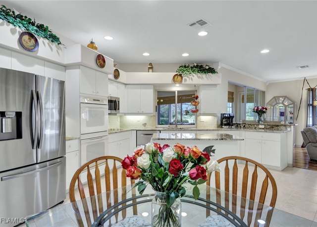 Property at 11931 Wedge Dr, Fort Myers, FL 33913, 3 beds, 2 baths