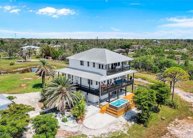 Property at 5257 Western Dr, St. James City, FL 33956, 4 beds, 3 baths