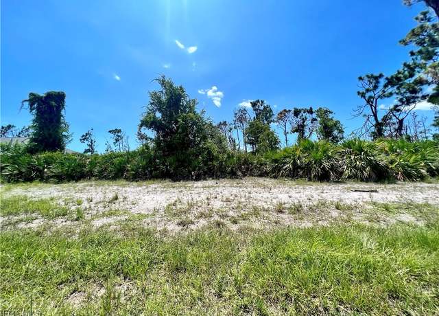 Property at 228 Fairway Rd, Rotonda West, FL 33947