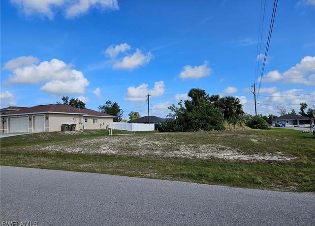 Property at 813 NW 1st Ter, Cape Coral, FL 33993