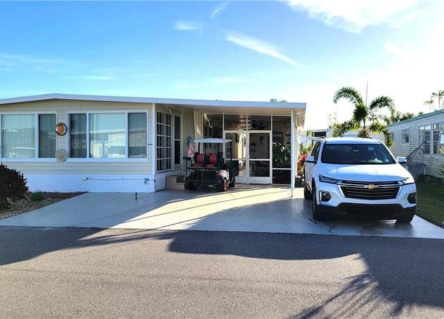 Property at 250 Hamlin Dr, Fort Myers, FL 33905, 2 beds, 2 baths