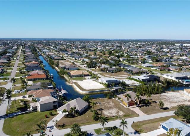 Property at 2836 SW 17th Ave, Cape Coral, FL 33914
