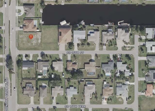 Property at 1429 Country Club Blvd, Cape Coral, FL 33990