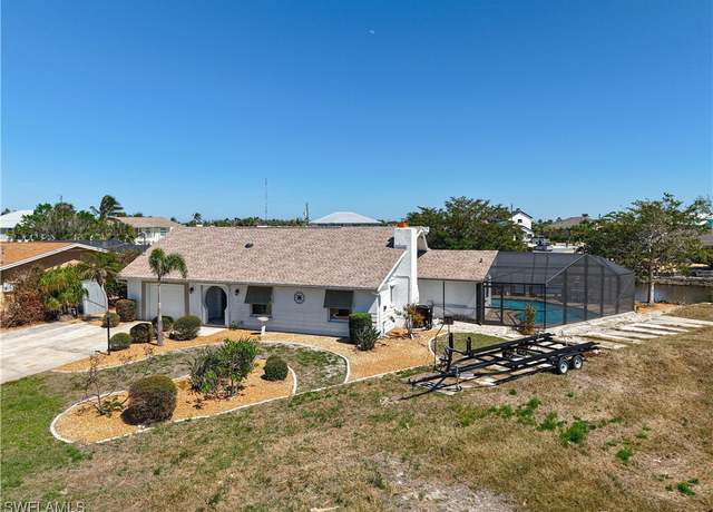 Property at 11481 Rebecca Cir, Fort Myers Beach, FL 33931, 2 beds, 2 baths