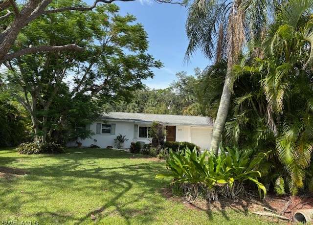 Property at 13932 Matanzas Dr, Fort Myers, FL 33905, 2 beds, 1.5 baths