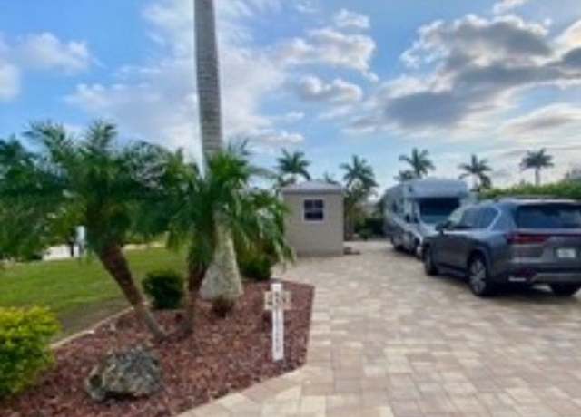 Property at 10268 Meadow Beauty Trl, Fort Myers, FL 33905