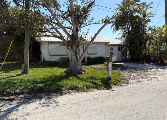 Property at 2565 2nd St, Matlacha, FL 33993, 1 bed, 1 bath