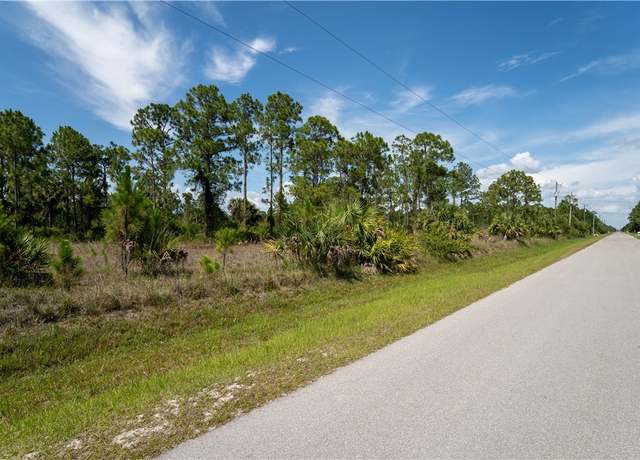 Property at 2433 62nd Ave NE, Naples, FL 34120