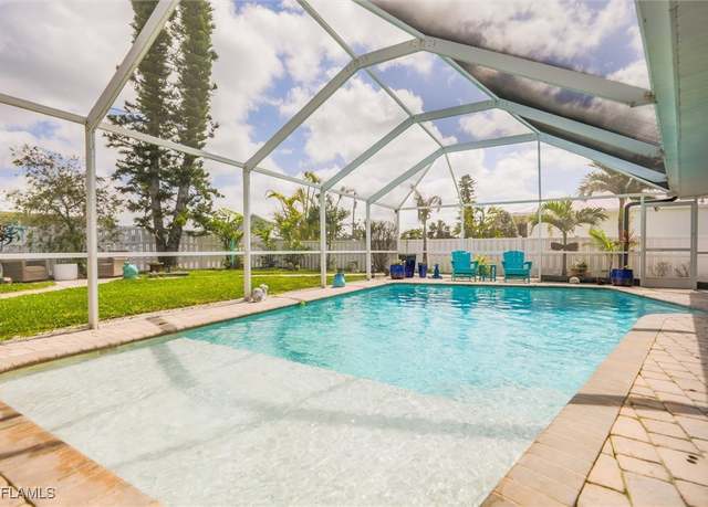 Property at 7875 Buccaneer Dr, Fort Myers Beach, FL 33931, 3 beds, 2 baths