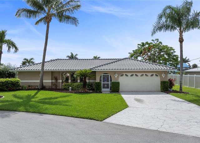 Property at 2121 SE 25th Ter, Cape Coral, FL 33904, 3 beds, 2 baths