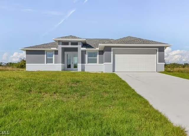 Property at 910 Emerald St, Labelle, FL 33935, 4 beds, 2 baths