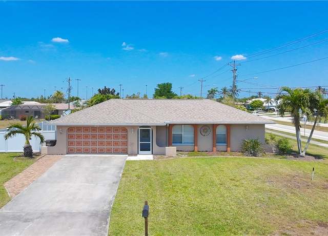 Property at 401 SW 43rd Ter, Cape Coral, FL 33914, 3 beds, 2 baths