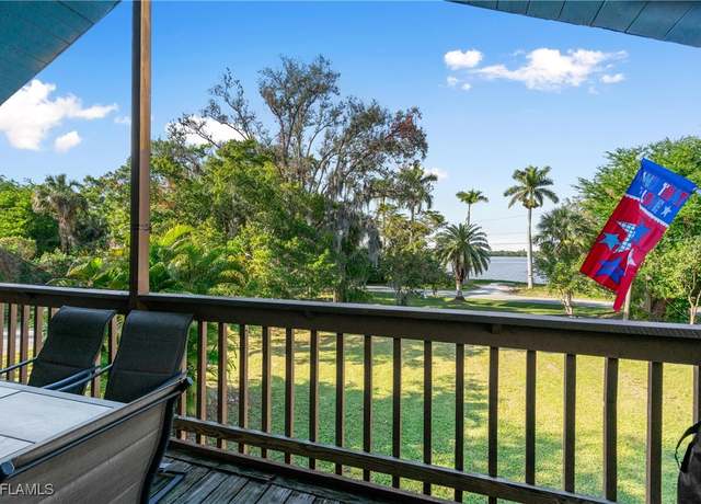 Property at 4840 E Riverside Dr, Fort Myers, FL 33905, 3 beds, 2 baths