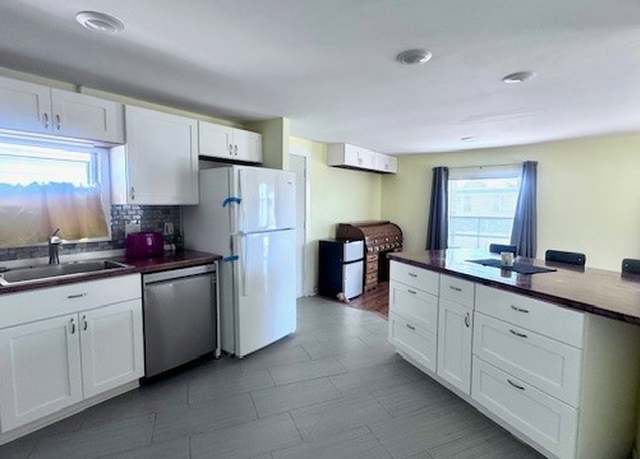 Property at 5655 Captain John Smith Loop, North Fort Myers, FL 33917, 2 beds, 2 baths