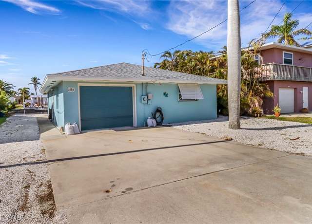 Property at 2686 Clyde St, Matlacha, FL 33993, 2 beds, 1 bath