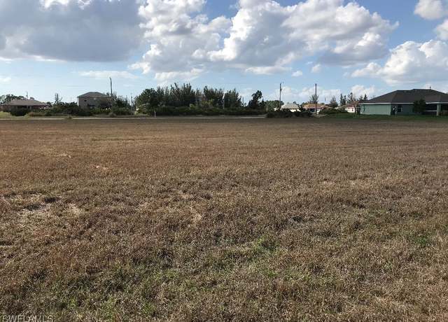 Property at 3814 W Gator Cir, Cape Coral, FL 33909