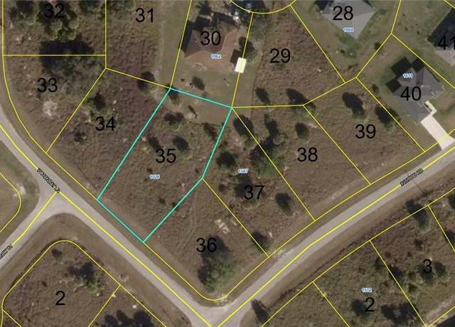 Property at 1028 W Monday Ln, Labelle, FL 33935