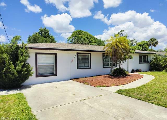 Property at 77 Cardinal Dr, North Fort Myers, FL 33917, 3 beds, 2 baths