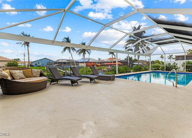 Property at 1110 SE 23rd St, Cape Coral, FL 33990, 3 beds, 2 baths