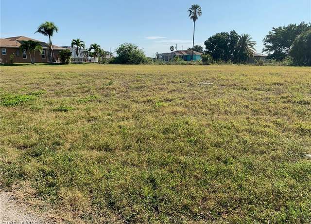 Property at 1415 NE 13th Pl, Cape Coral, FL 33909